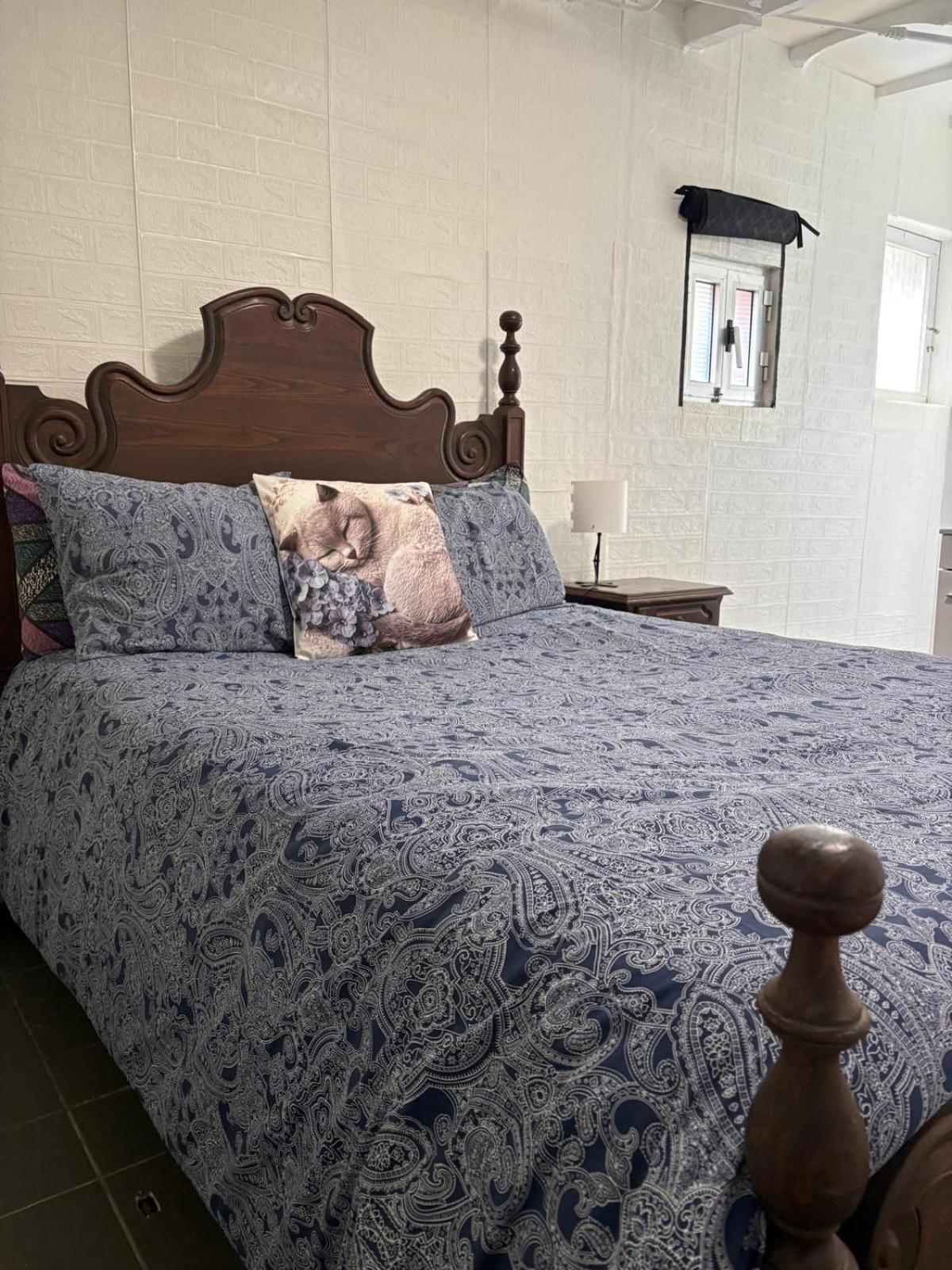 Quarto Duplo com Banheiro Compartilhado